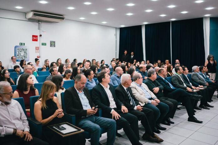 69a9b82e-6114-4c45-9b8b-5d04cf3e61d1